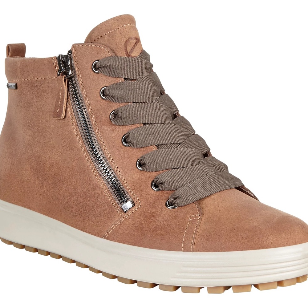 Women's Ecco High-Top Sneakers